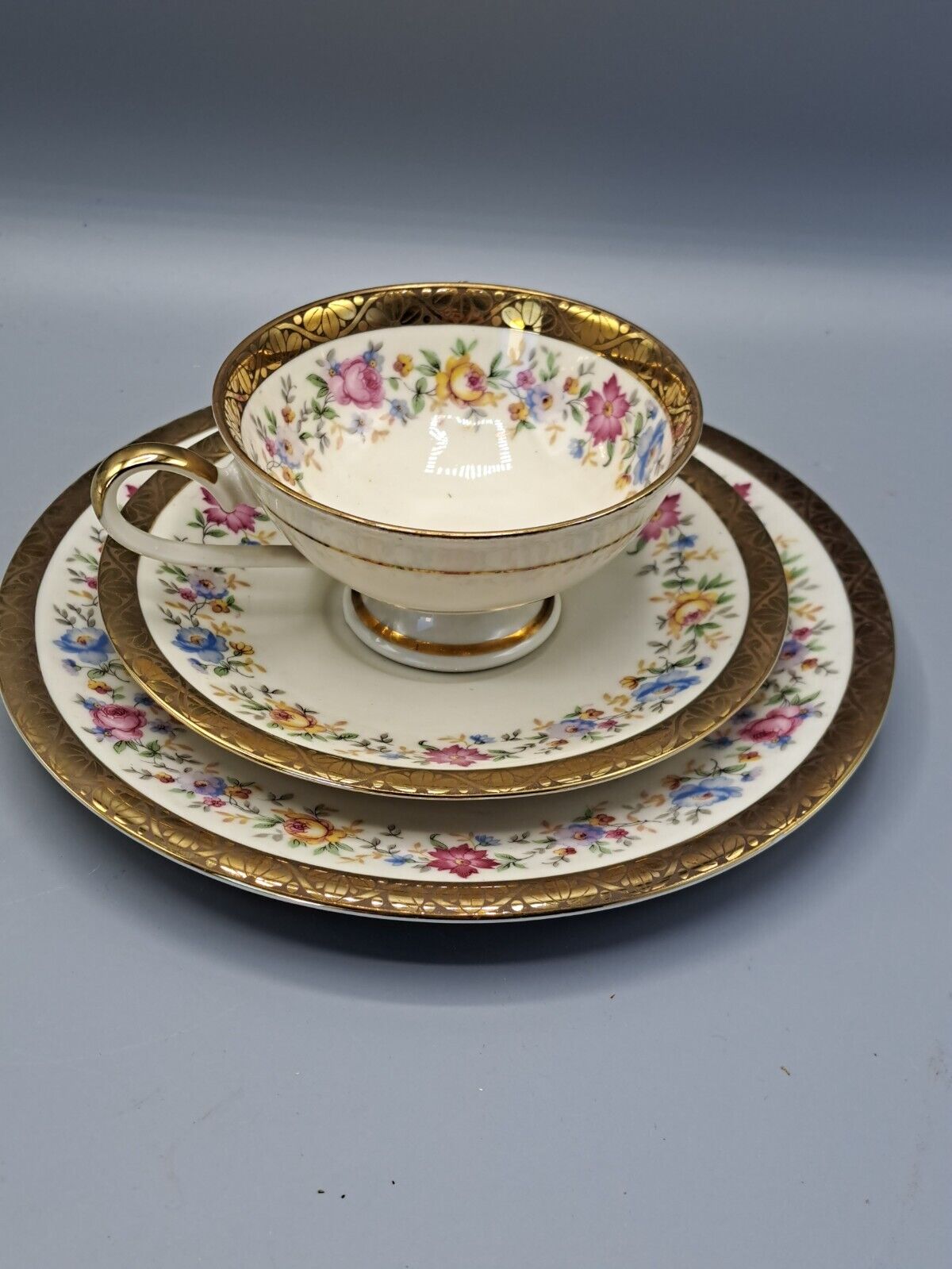 Bareuther Porzellan, 1 Tasse, Untertasse und Teller